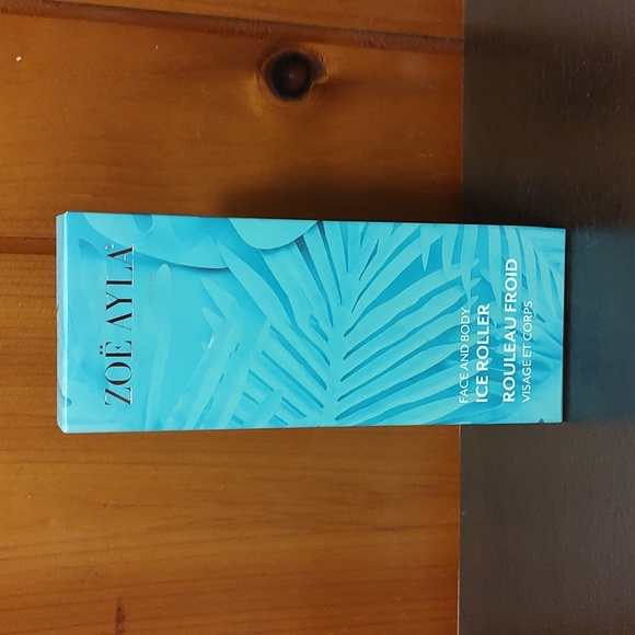 Zoe Ayla face and body ice roller, headband and eye pads set. - Picture 2 of 4